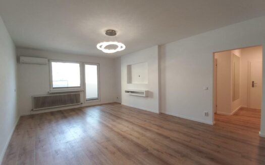 Ruhige 3 Zimmer Loggiawohnung