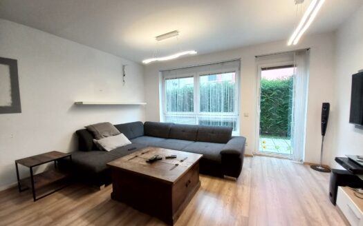 Hochwertige Gartenwohnung mit Terrasse und großen Tiefgaragenstellplatz in Schwechat